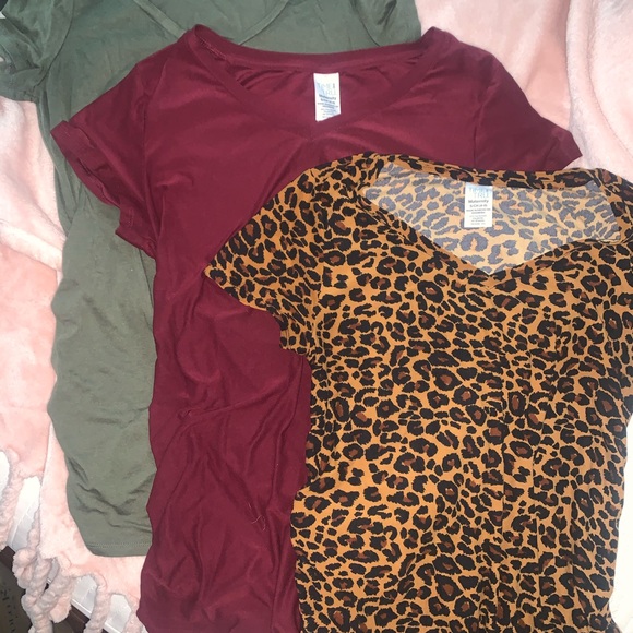 Maternity tops (three tops) - Picture 3 of 3